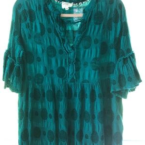 EUC Umgee Green Ruffled 3/4 Sleeve Blouse